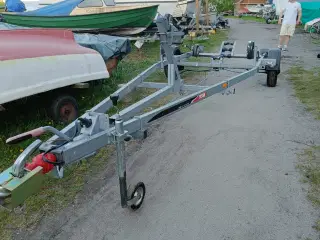 Bådtrailer - TYSSE 6260, 1000 kg op til 18 fod