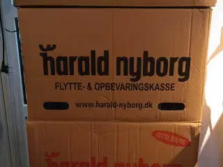 GRATIS TIL AFHENTNIND. film, Cd'er og kasettebånd