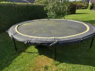 Salta trampolin 