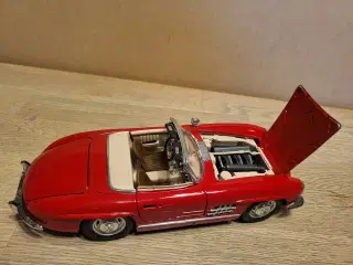 Modelbil. Mercedes-Benz 300SL Cabriolet (1957) Ska