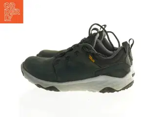 Teva Arrowood Lux Mid WP sneakers fra Teva (str. 37)