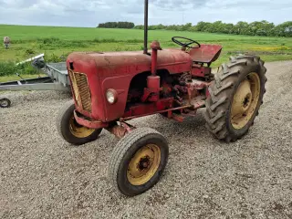 David Brown 880