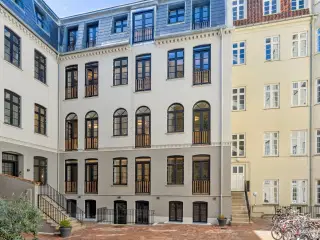 Flyt ind i dag – vi klarer huslejen resten af året!