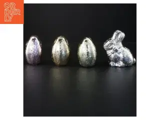 Dekorative påskeæg og påskeharer (str. 9 cm)