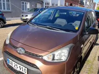 HYUNDAI i10 1.0 Black Line Edition – 2016 