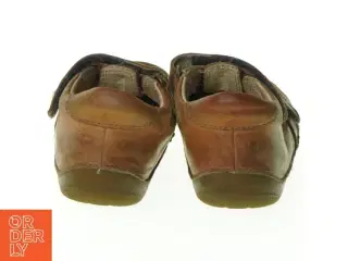 Sandaler fra Bundgaard (str. 22)