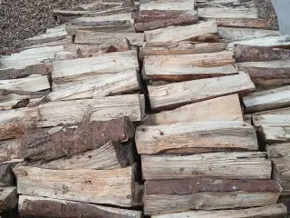 Brænde.  Tørt nåletræ 25bm