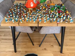 Schleich Smølfeby med hundrede af figurer