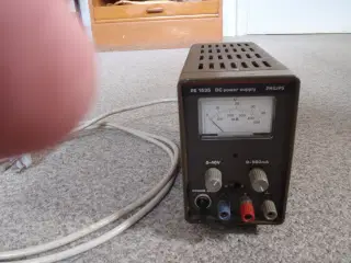 Strømforsyning 0 - 40 V DC 500mA