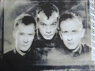 Fine Young Cannibals - Ever Fallen In Lo