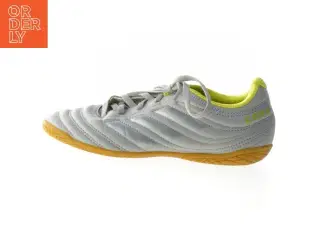 Indendørs fodboldsko, størrelse 35 fra Adidas (str. 35 )