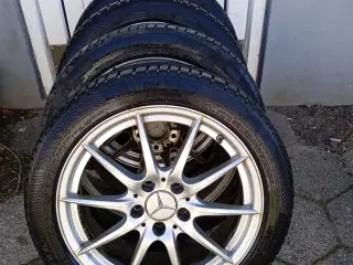 Alufælge med vinterdæk Mercedes 
