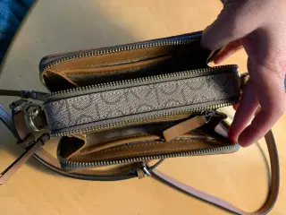 Calvin Klein taske
