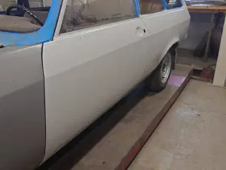 opel ascona a voyager stc 1,6 s årg 1974