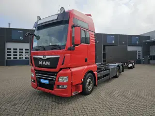 MAN TGX 26.500 6x2, Veksellad-Container