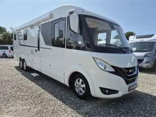 2022 - Hymer BML I880   2x solceller. 3x Batterier. inverter. Markise. Lædersæder. udv. gas. udv. bruser. Adaptiv fartpilot. Hydrauliske støtteben.