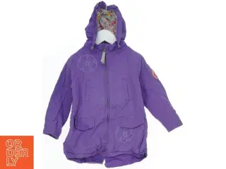 Lilla vinterjakke med hætte fra Color Kids (str. 92)