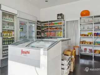 Fin lille butik med godt lysindfald