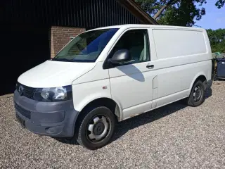 VW Transporter 2,0 TDi 114 Kassevogn kort BMT