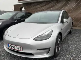Tesla Model 3  Long Range AWD