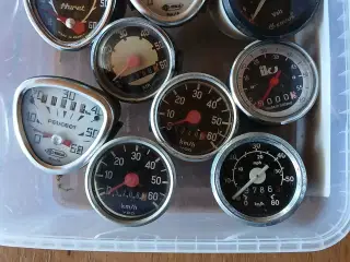 Speedometer 9 stk 