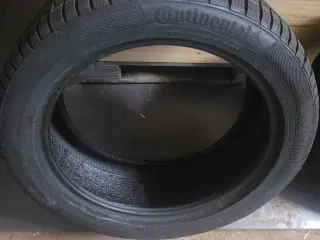 245 / 45 R 18