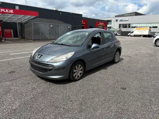 PEUGEOT 207 1.4 xr