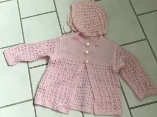 Hånd strikket baby tæppe