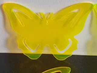 Påske sommerfugle i akryl.