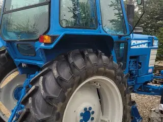 Ford 6710 Årgang 1986.