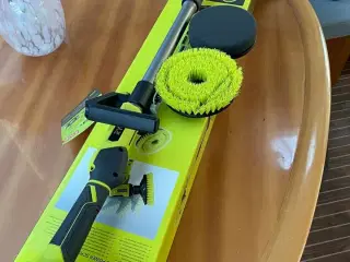 18v Ryobi Teleskop Skrubbe