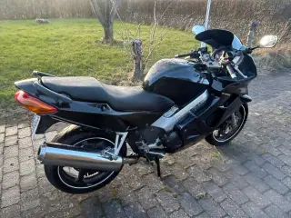 Honda VFR 800 F 