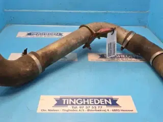 Case CF80 Køler Rør 061078406