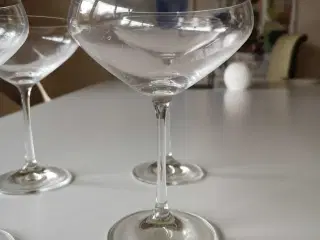 4 champagne - / dessertskåle
