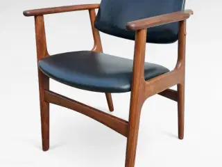 Arne Vodder – Armstol model Lene-teak og sort skai