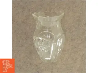 Vase i krystal (str. 14 x 8 cm)