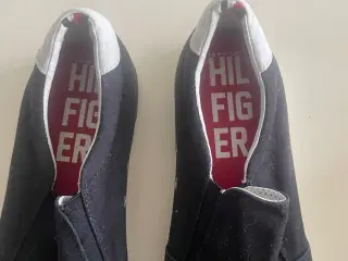 herresko.  Hilfiger   str 44