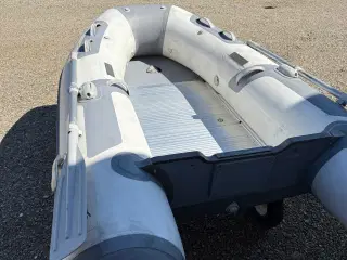 Zodiac cadet 270