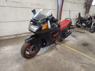 Honda CBR1000F årg 1989