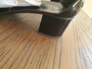 Et par elegant sandaler fra Vero Cuoio Italy 