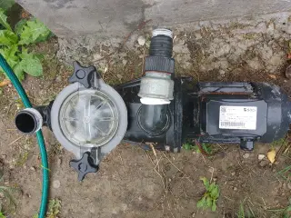 Pumpe til swimmingpool