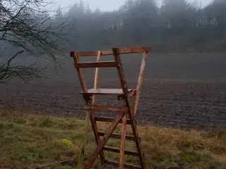 Skydetårn, skydestige, fodertøndern