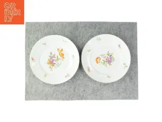 Tallerkener med blomstermønster fra Bavaria (str. Ø:26,5cm)