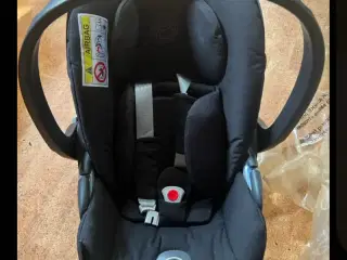 Cybex Autostol Cloud z i-size inkl. base