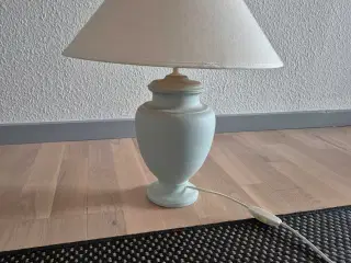 Bordlampe i mintgrøn