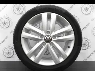 Alufælge sælges til VW etc. Ingen kantstensmærker.