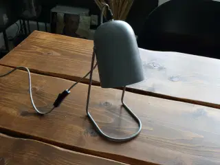 Leitmotiv Enchant bordlampe