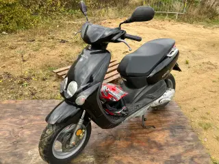 Yamaha neos 30er med reservedele