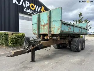 - - - Kroghejsevogn