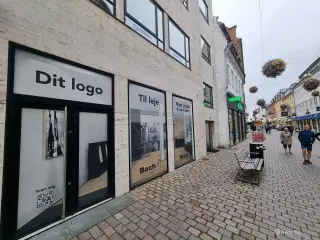Meget centralt beliggende butikslejemål - i alt 433 kvm